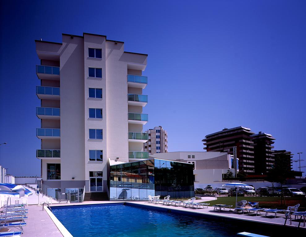 Hotel Baia Flaminia Pesaro Exterior photo
