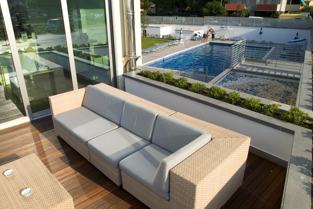 Hotel Baia Flaminia Pesaro Exterior photo