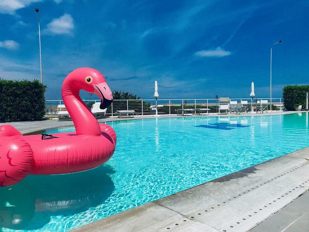Hotel Baia Flaminia Pesaro Exterior photo